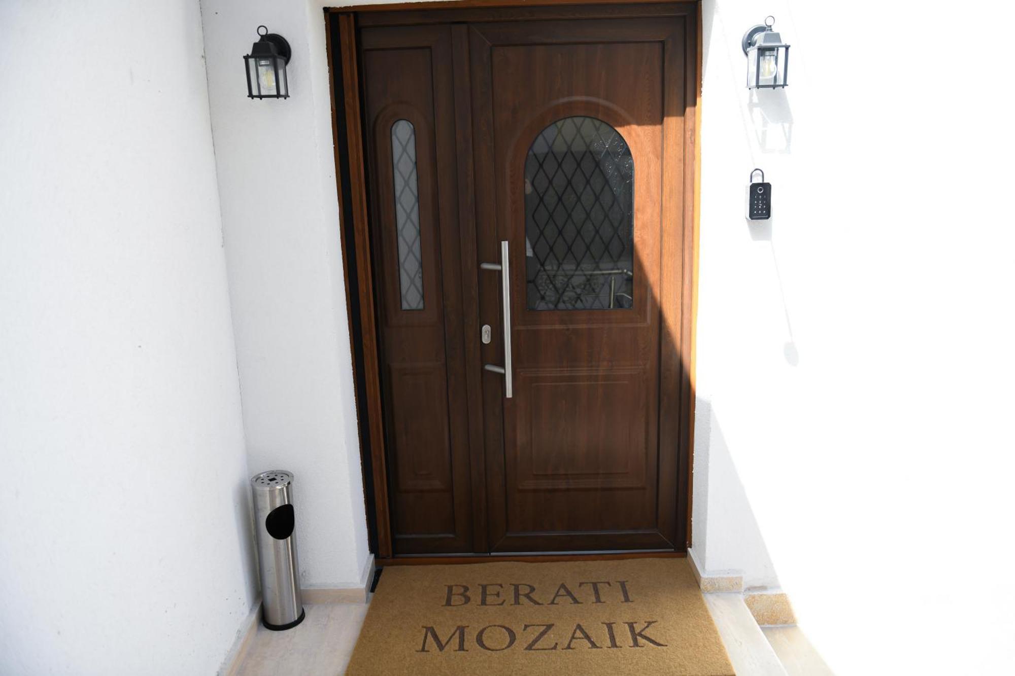 Mozaik 3*